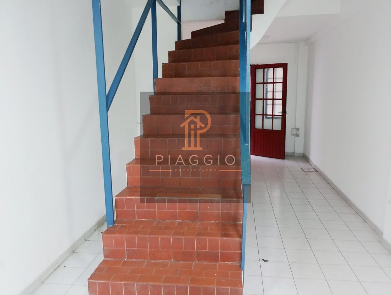 DEPARTAMENTO 2 AMBIENTES CON COCHERA CASEROS