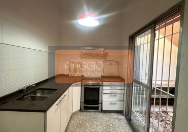PH. 2 AMBIENTES AL FONDO CON PATIO, MUY LUMINOSO!!