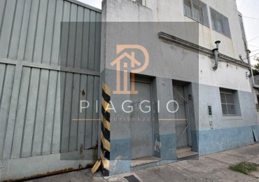 GALPON IMPORTANTE CON OFICINAS EN DOS PLANTAS 