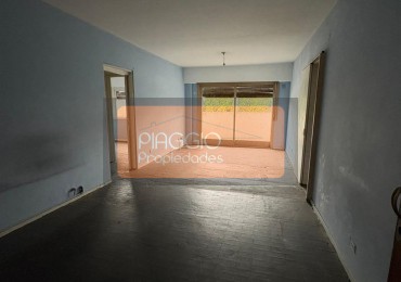 DEPARTAMENTO TRES AMBIENTES CON JARDIN PRIVADO- UNICO.